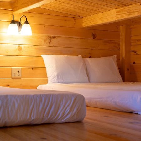 Casa De Fruta Cabins, Inn & Rv Park Hollister Kültér fotó